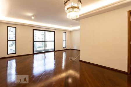 Sala de apartamento para alugar com 3 quartos, 185m² em Vila Nova Conceição, São Paulo