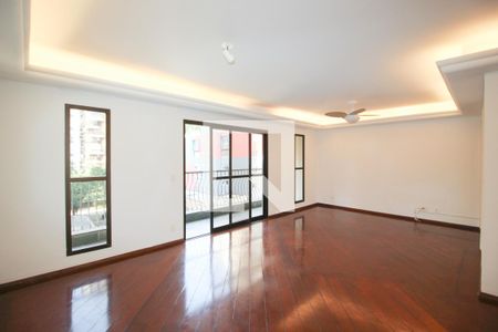 Sala de apartamento à venda com 3 quartos, 185m² em Vila Nova Conceição, São Paulo