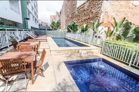 Apartamento à venda com 32m², 1 quarto e sem vagaÁrea Comum