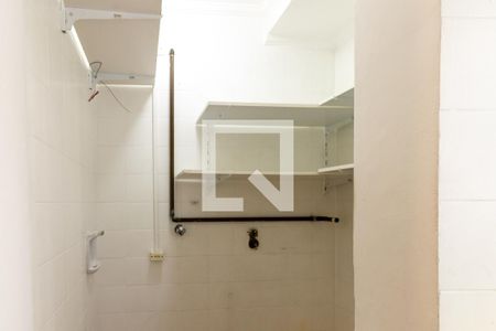 Apartamento à venda com 54m², 1 quarto e 1 vaga Apartamento à venda com 54m², 1 quarto e 1 vagaÁrea de serviço - armários