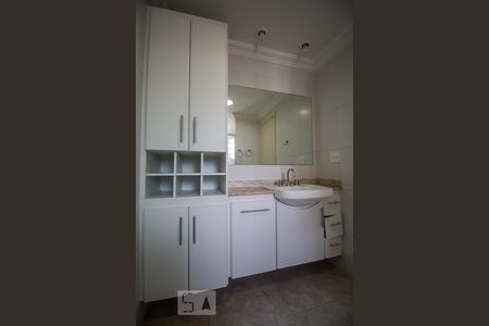 Apartamento para alugar com 129m², 3 quartos e 1 vagaBanheiro suíte 
