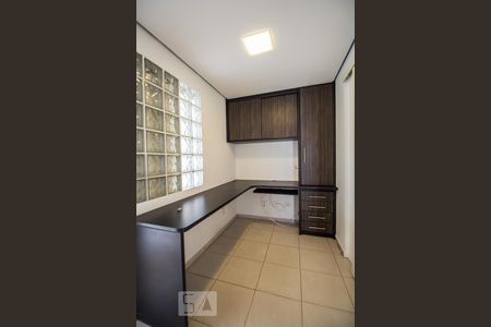 Apartamento para alugar com 129m², 3 quartos e 1 vagaEscritório
