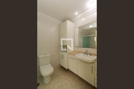 Banheiro da Suíte  de apartamento para alugar com 3 quartos, 129m² em Cerqueira César, São Paulo