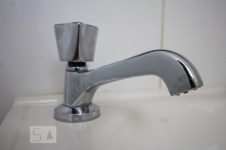 Apartamento para alugar com 129m², 3 quartos e 1 vagaBanheiro de serviço detalhe