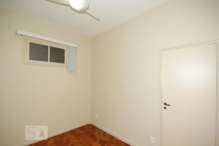 Quarto 2 de apartamento para alugar com 2 quartos, 68m² em Copacabana, Rio de Janeiro