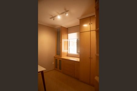 Apartamento para alugar com 79m², 3 quartos e 2 vagasQuarto 2