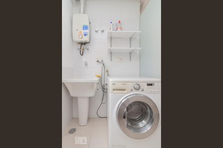 Apartamento para alugar com 57m², 1 quarto e 2 vagas Apartamento para alugar com 57m², 1 quarto e 2 vagasÁrea de serviço