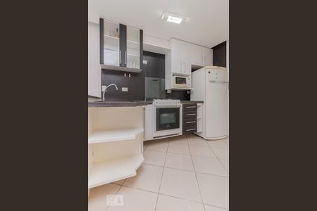 Apartamento para alugar com 57m², 1 quarto e 2 vagas Apartamento para alugar com 57m², 1 quarto e 2 vagasCozinha