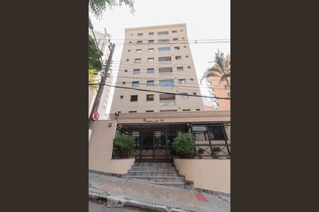 Apartamento para alugar com 57m², 1 quarto e 2 vagas Apartamento para alugar com 57m², 1 quarto e 2 vagasFachada