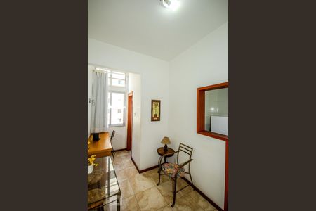 Apartamento à venda com 27m², 1 quarto e sem vagaSala
