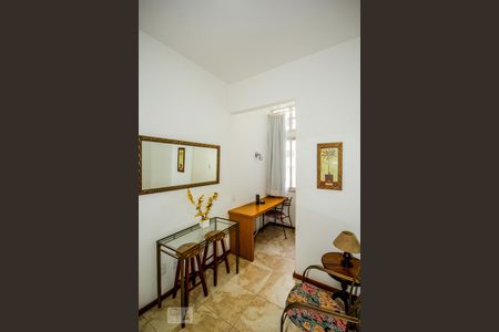 Apartamento à venda com 27m², 1 quarto e sem vagaSala