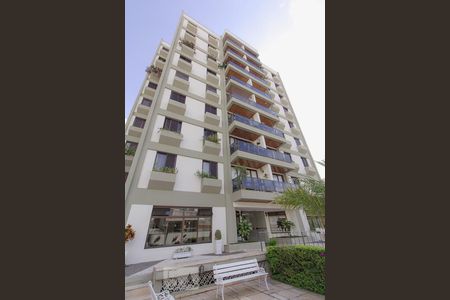 Apartamento à venda com 117m², 3 quartos e 2 vagasFachada