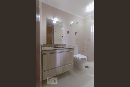 Apartamento à venda com 117m², 3 quartos e 2 vagasBanheiro Quarto 3