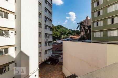 Vista da Sala de apartamento à venda com 1 quarto, 65m² em Cambuí, Campinas