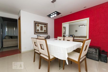 Casa à venda com 150m², 3 quartos e 1 vagaSala de jantar