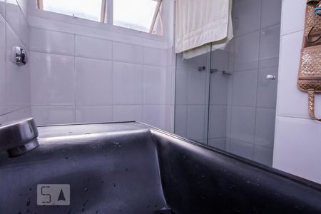 BANHEIRO de apartamento à venda com 2 quartos, 67m² em Consolação, São Paulo