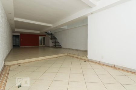 Sala de casa à venda com 5 quartos, 270m² em Liberdade, São Paulo