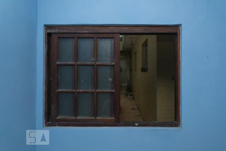 Casa à venda com 270m², 5 quartos e 2 vagas Casa à venda com 270m², 5 quartos e 2 vagasJanela do quarto 3