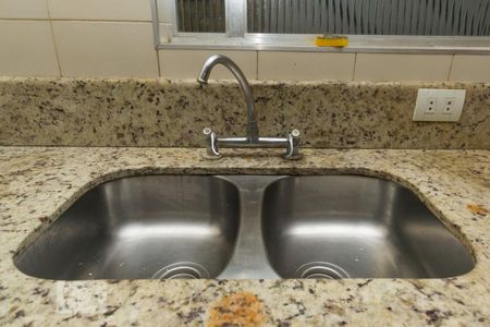 Casa à venda com 270m², 5 quartos e 2 vagas Casa à venda com 270m², 5 quartos e 2 vagasDetalhe da cozinha