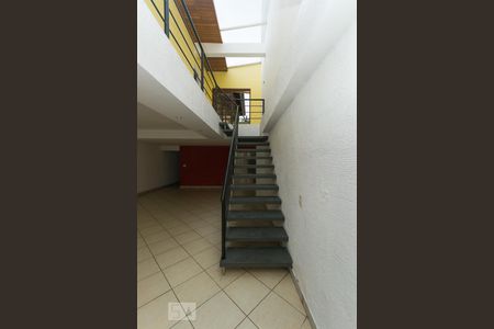 Escada de casa à venda com 5 quartos, 270m² em Liberdade, São Paulo