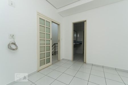 Casa à venda com 270m², 5 quartos e 2 vagas Casa à venda com 270m², 5 quartos e 2 vagasQuarto 1
