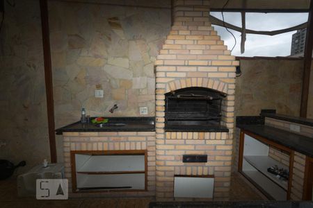 Casa à venda com 270m², 5 quartos e 2 vagas Casa à venda com 270m², 5 quartos e 2 vagasChurrasqueira no piso superior