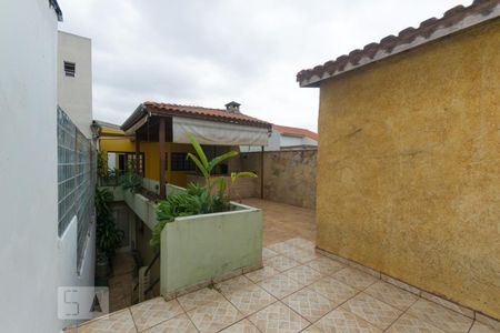 Casa à venda com 270m², 5 quartos e 2 vagas Casa à venda com 270m², 5 quartos e 2 vagasPiso superior (quintal)