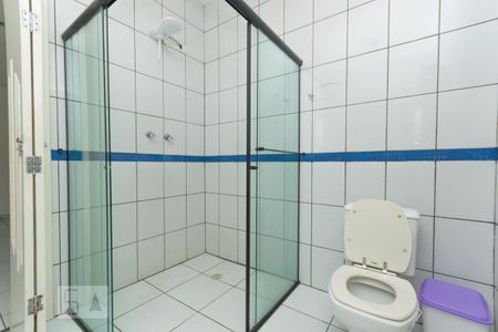 Casa à venda com 270m², 5 quartos e 2 vagas Casa à venda com 270m², 5 quartos e 2 vagasBanheiro 2