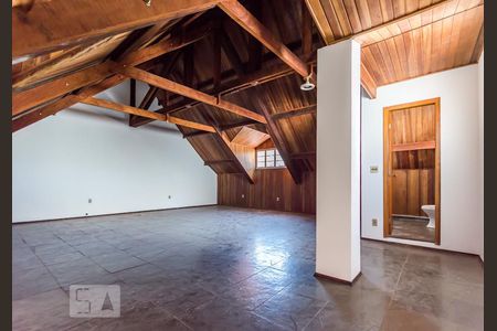 Casa à venda com 240m², 3 quartos e 2 vagasAndar Superior 