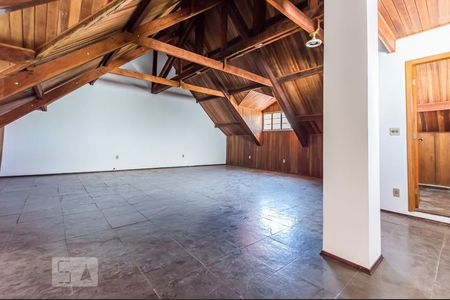 Casa à venda com 240m², 3 quartos e 2 vagasAndar Superior 