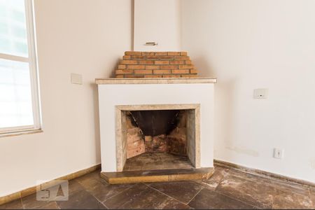 Sala de casa à venda com 3 quartos, 240m² em Cidade Universitária, Campinas