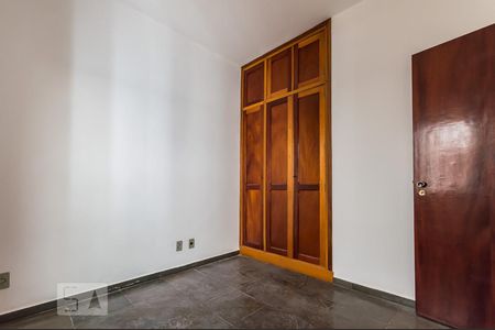 Casa à venda com 240m², 3 quartos e 2 vagasQuarto 1