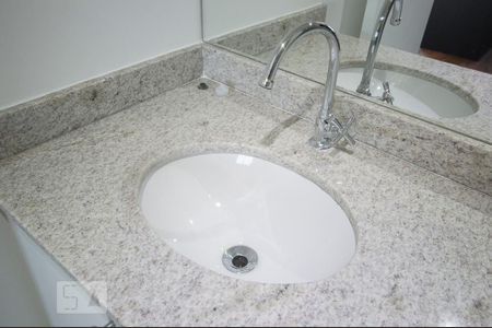 Studio para alugar com 38m², 1 quarto e 1 vaga Studio para alugar com 38m², 1 quarto e 1 vagaBanheiro