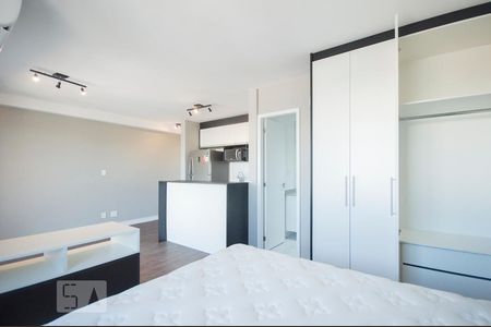 Suíte de kitnet/studio para alugar com 1 quarto, 38m² em Jardim das Acácias, São Paulo
