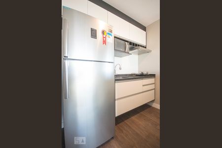 Cozinha de kitnet/studio para alugar com 1 quarto, 38m² em Jardim das Acácias, São Paulo
