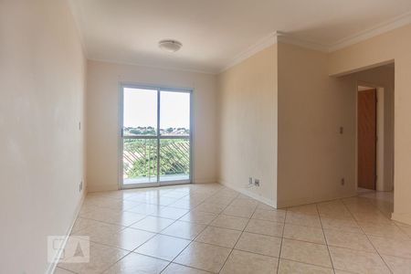 Sala de apartamento para alugar com 3 quartos, 71m² em Jardim Leonor, Campinas