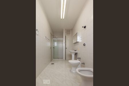 Banheiro de apartamento para alugar com 3 quartos, 110m² em Centro, Campinas