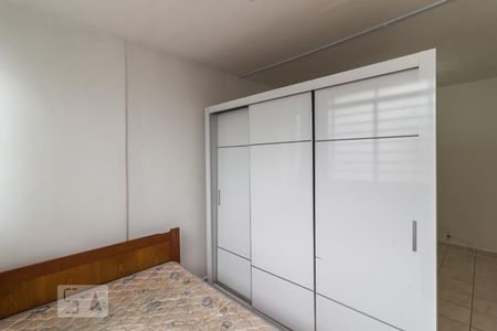 Quarto de kitnet/studio para alugar com 1 quarto, 33m² em Barra Funda, São Paulo