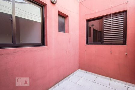 Casa de condomínio para alugar com 67m², 2 quartos e 1 vagaárea de serviço