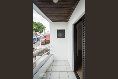 varanda - suíte de casa de condomínio para alugar com 2 quartos, 67m² em Vila Pires, Santo André