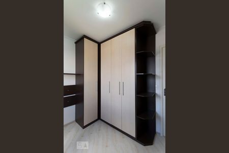 Apartamento à venda com 47m², 2 quartos e 1 vagaQuarto 1 (Armários)