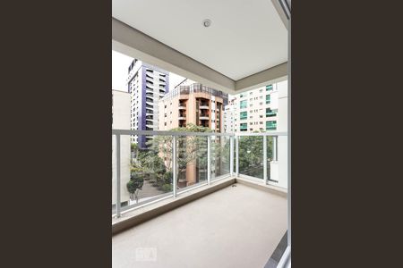 Varanda de apartamento à venda com 1 quarto, 50m² em Jardim Europa, São Paulo