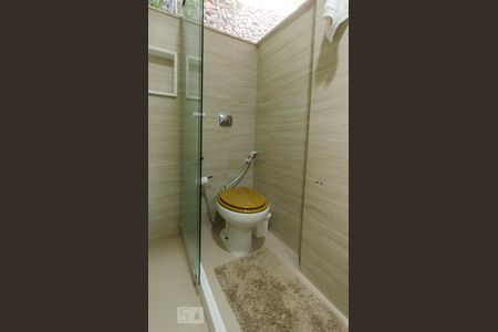 Banheiro da suite de apartamento à venda com 2 quartos, 120m² em Lagoa, Rio de Janeiro