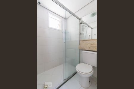 Banheiro da suíte de apartamento à venda com 2 quartos, 62m² em Vila Rosália, Guarulhos