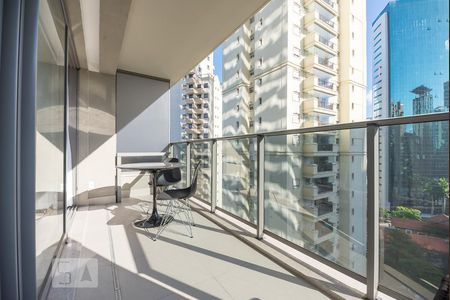 Studio à venda com 36m², 1 quarto e 1 vagaVaranda