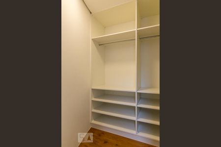Closet de apartamento para alugar com 3 quartos, 140m² em Campestre, Santo André