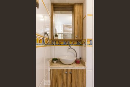 Pia do banheiro  de apartamento à venda com 1 quarto, 70m² em Brás, São Paulo