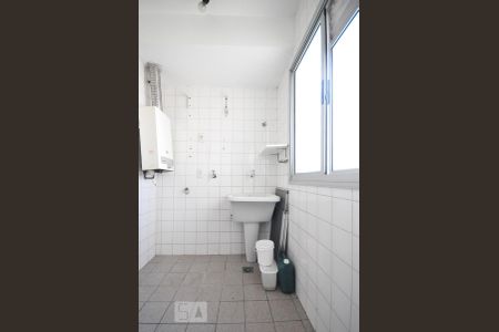 Área de serviço de apartamento para alugar com 3 quartos, 70m² em Vila Andrade, São Paulo