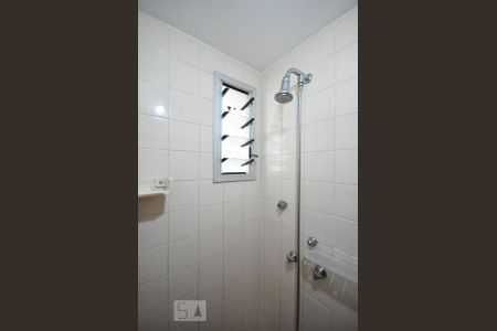 Detalhe do banheiro de apartamento para alugar com 3 quartos, 70m² em Vila Andrade, São Paulo