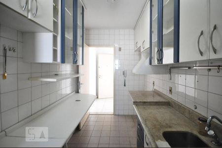 Apartamento para alugar com 70m², 3 quartos e 2 vagasCozinha
